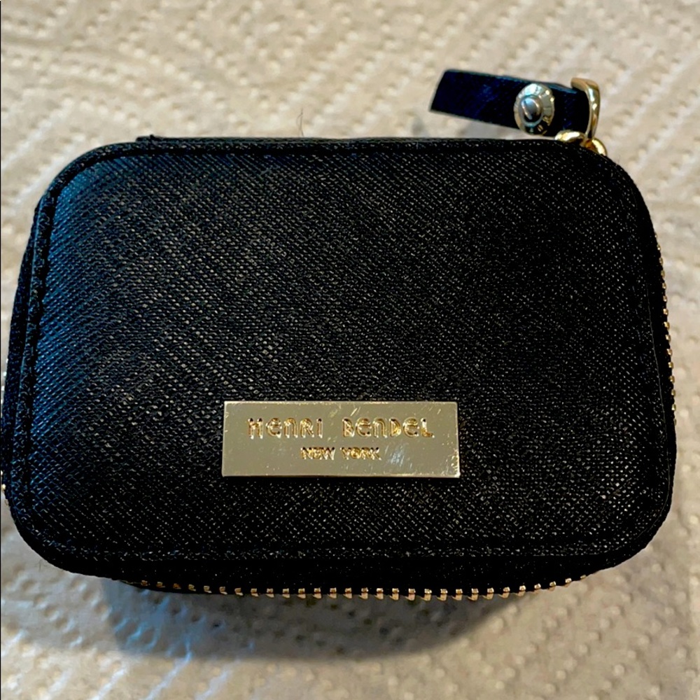 Henri Bendel Pill Case
